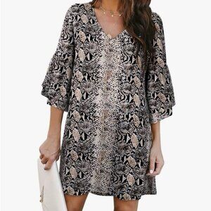 Belongsci Women's Mini Shift Dress Size M Snakeskin Print Bell Sleeve V-Neck NWT
